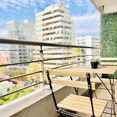 Metro Manuel Montt - Conectividad Apartamento